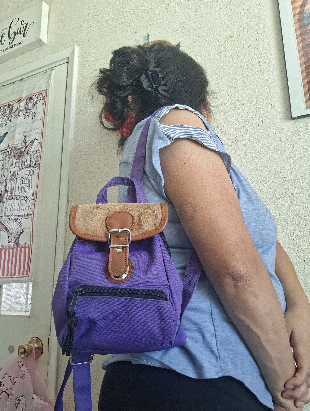 90's Mini Drawstring Backpack - Picture 7 of 8